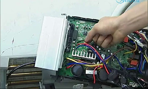 安定美的空调电话是多少