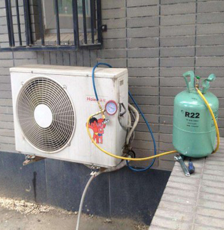 安定空调加氟
